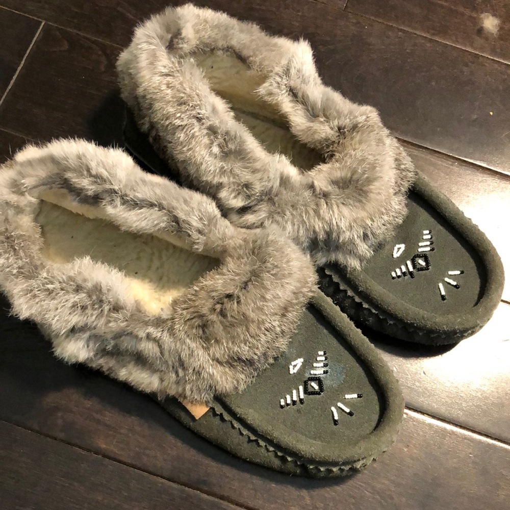 Laurentian chief moccasins size 9.5 women’s